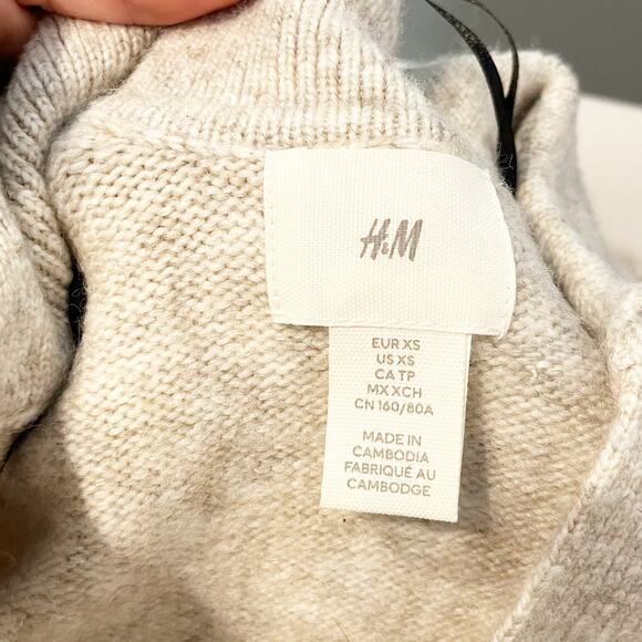 H&M Fine Knit Long Sleeve Polo Collared Pullover Sweater Tan Beige XS - Picture 2 of 5